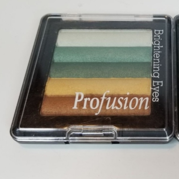 NIP Profusion Brightening Eyes Eyeshadow Palette ('Green') - Picture 2 of 3